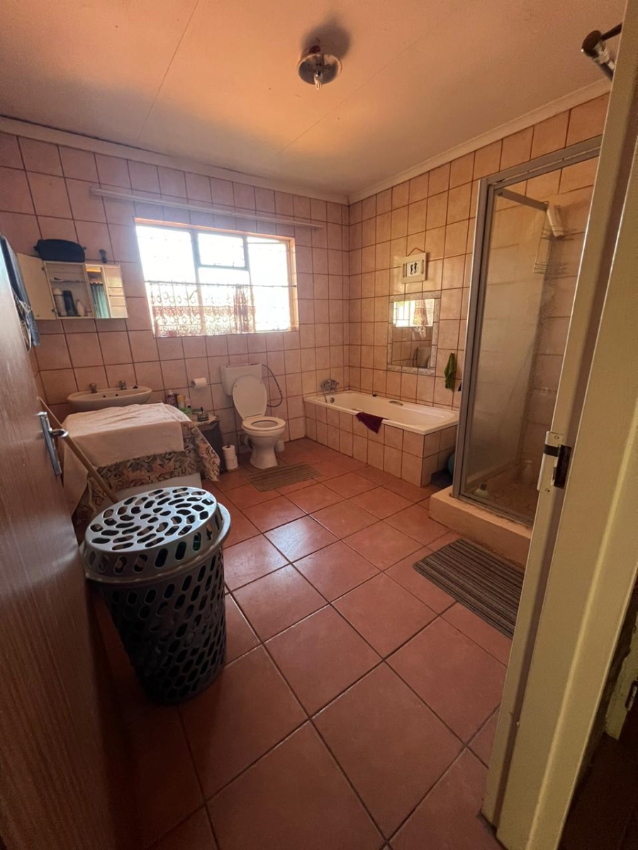 16 Bedroom Property for Sale in Kathu Northern Cape
